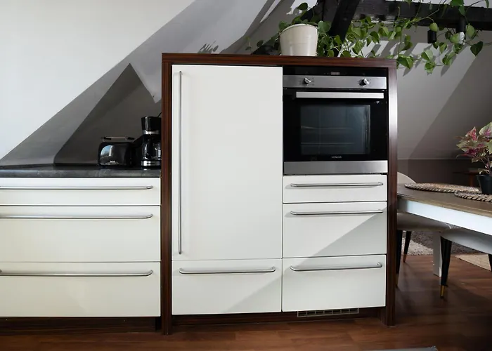 Apartament 12: Fuer Reisende Durch *